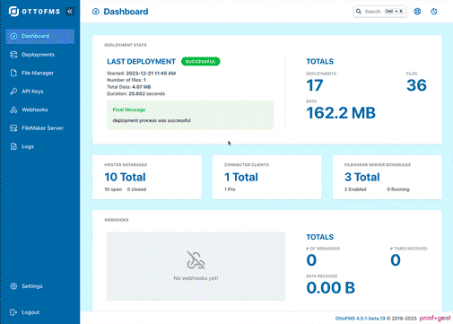 Dashboard di OttoFMS con statistiche di deployment, database ospitati e webhook